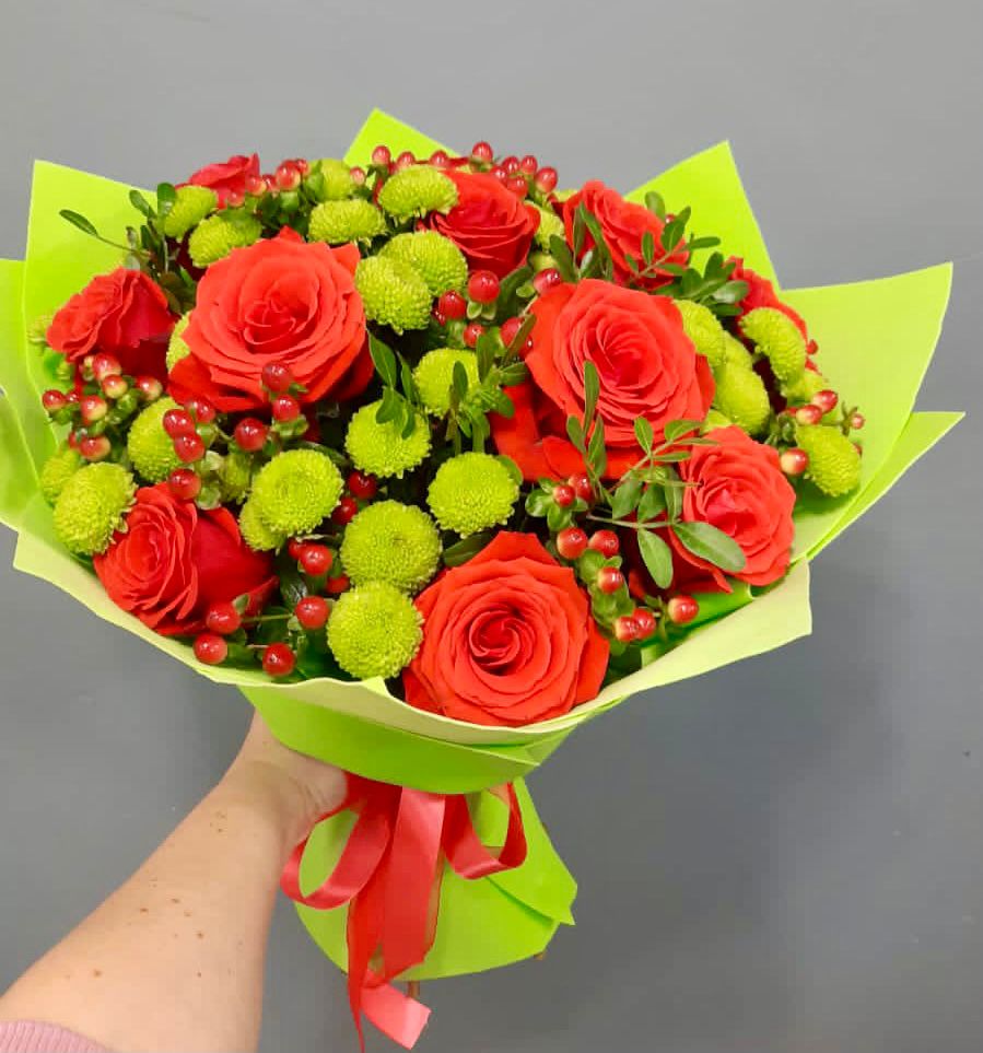 Букет цветов из: Хризантемы и Розы в Большое Буньково