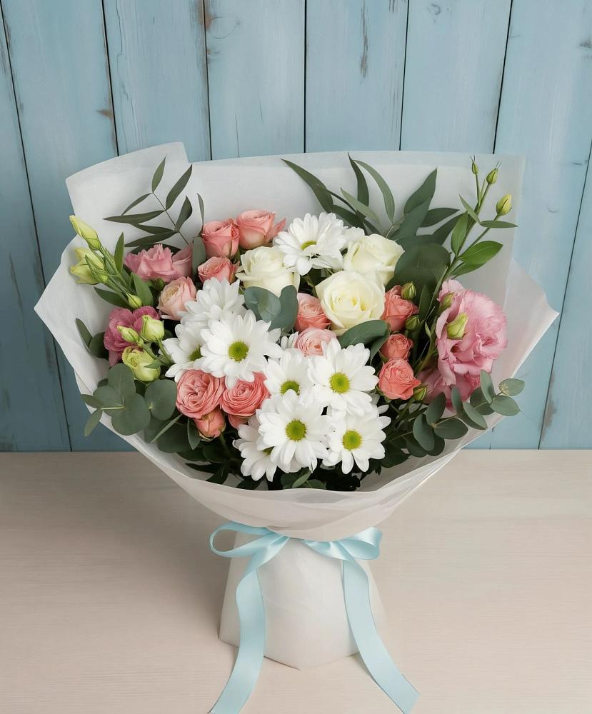 Букет цветов из: Розы, Лизиантусы и Хризантемы в Большое Буньково
