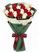 Букет Микс из красных и белых роз в Большое Буньково