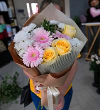 Букет цветов из:  Герберы, Розы и Хризантемы в Большое Буньково