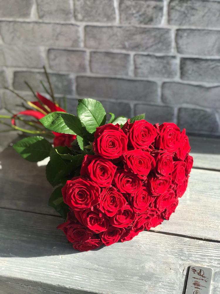 Букет Красные розы Фридом в Большое Буньково