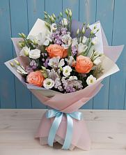 Букет цветов из:  Лизиантусы, Розы, Альстромерии и Гипсофила в Большое Буньково