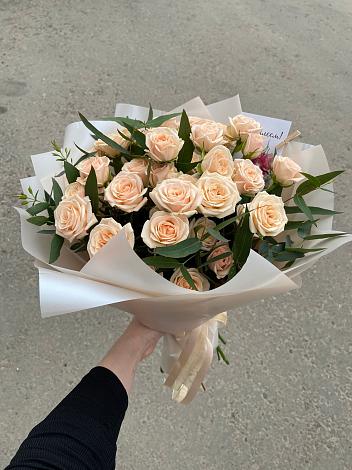 Букет Кремовые розы Латте в Большое Буньково