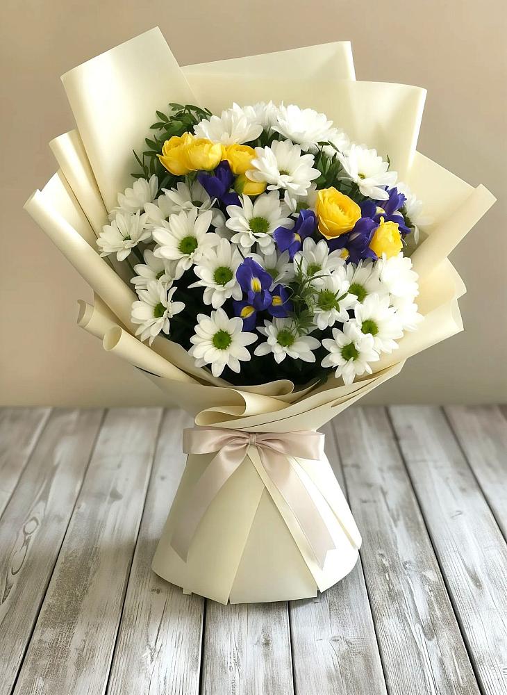 Букет цветов из: Ирисы, Хризантемы и Розы в Большое Буньково