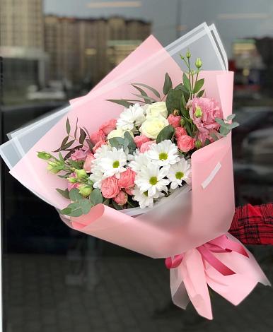 Букет цветов из: Розы, Лизиантусы и Хризантемы в Большое Буньково